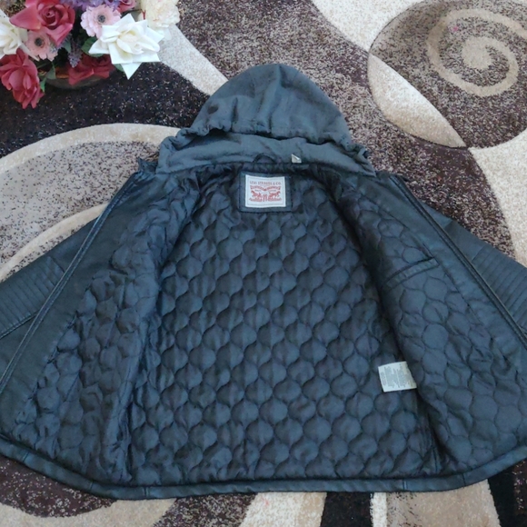 🔥🔥Levi's Faux Leather Biker Jacket🔥🔥 - Picture 4 of 8